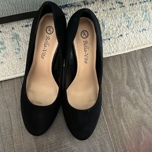 Bella Vita black suede heels